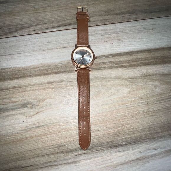 Rose gold Wristwatch Women’s  Japan Movement Tested Added New Battery Brown Band - Picture 2 of 8